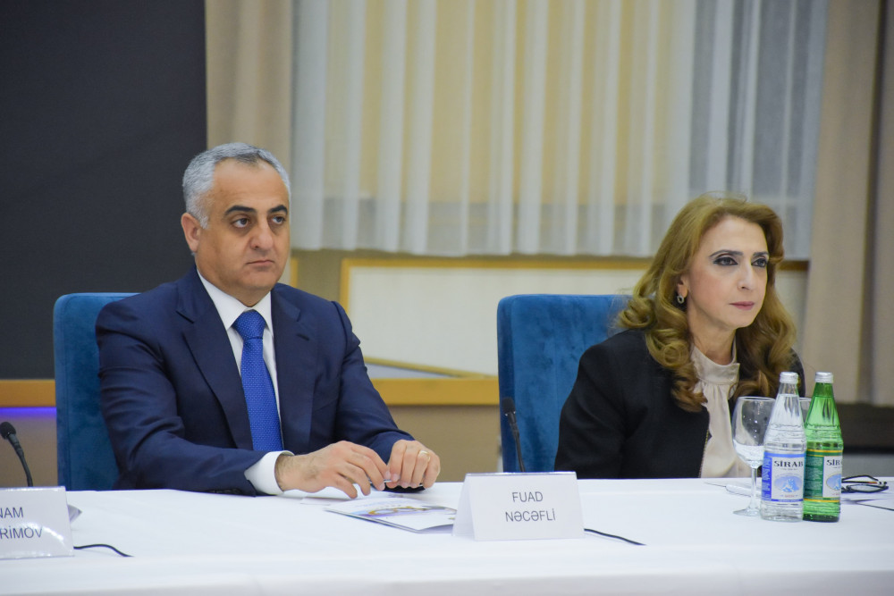 “Müasir dövrdə ədalət mühakiməsi:Yeni çağırışlar, yeni imkanlar” mövzusunda elmi-praktiki konfrans keçirilib<font color='red'> - YENİLƏNİB</font><font color=red> - FOTOLAR</font>