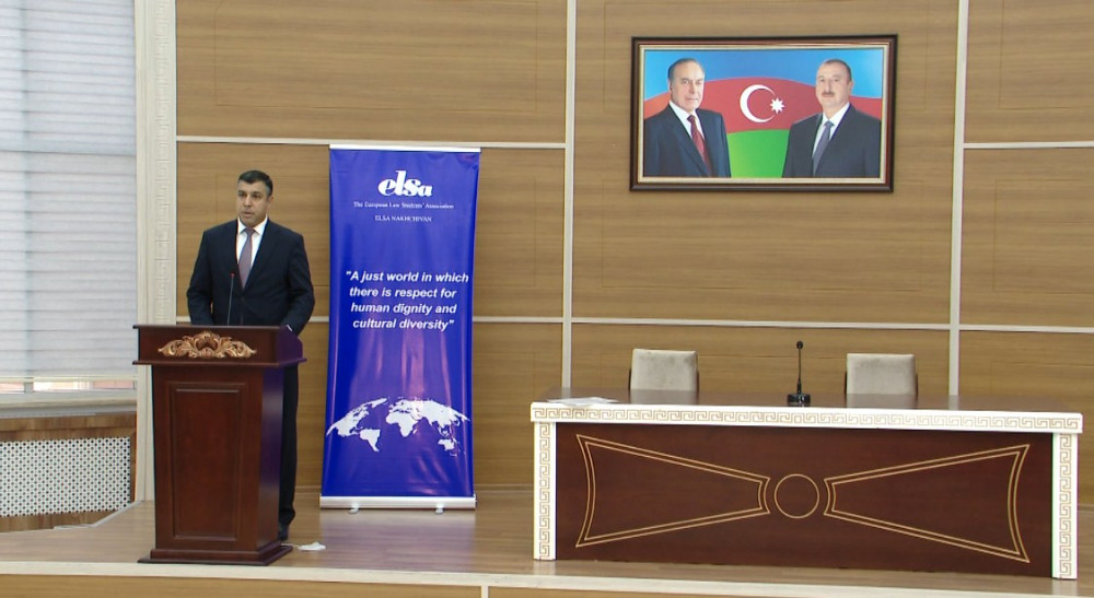 Naxçıvan Dövlət Universitetinin Beynəlxalq Məktədində ELSA Naxçıvanın təqdimatı olub<font color=red> - FOTOLAR</font>