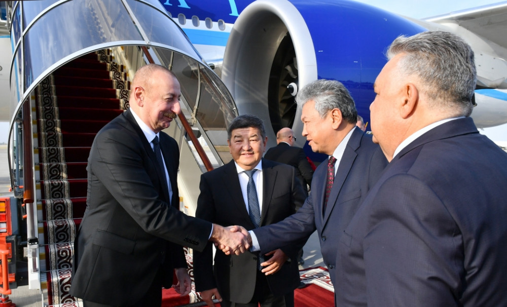 Azərbaycan Prezidenti İlham Əliyev Qırğızıstana səfərə gedib<font color=red> - FOTOLAR</font>