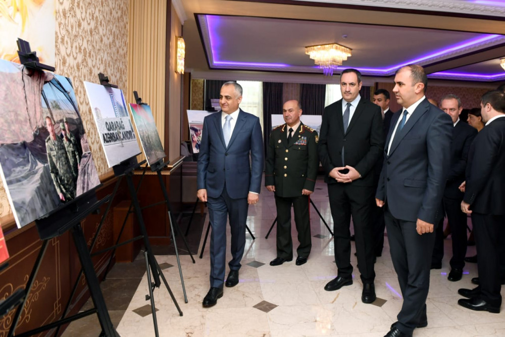 Naxçıvanda “Güclü lider: Müzəffər Ali Baş Komandan” mövzusunda tədbir keçirilib<font color='red'> - YENİLƏNİB</font><font color=red> - FOTOLAR</font>