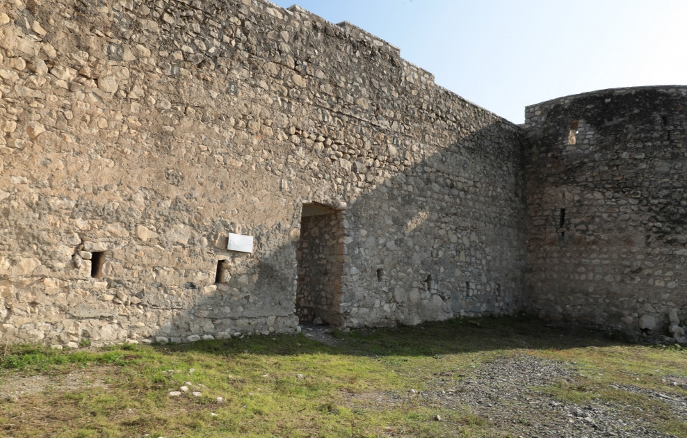 Azərbaycan Prezidenti İlham Əliyev Əsgəran qalasında olub<font color='red'> - YENİLƏNİB</font><font color=red> - FOTOLAR</font>
