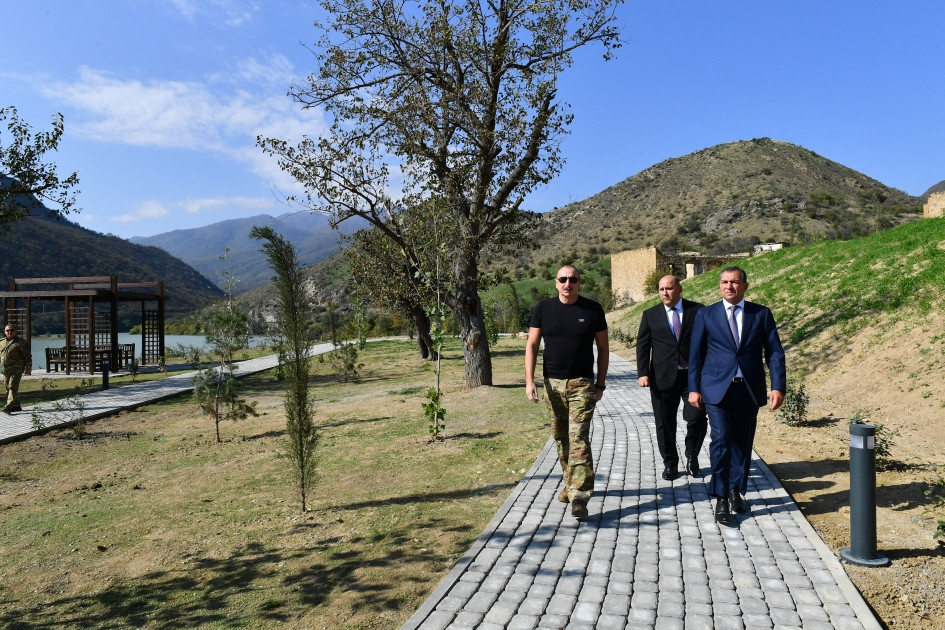 Prezident İlham Əliyev Tərtər rayonunun Suqovuşan qəsəbəsində istirahət parkının açılışında iştirak edib<font color='red'> - YENİLƏNİB</font><font color=red> - FOTOLAR</font>