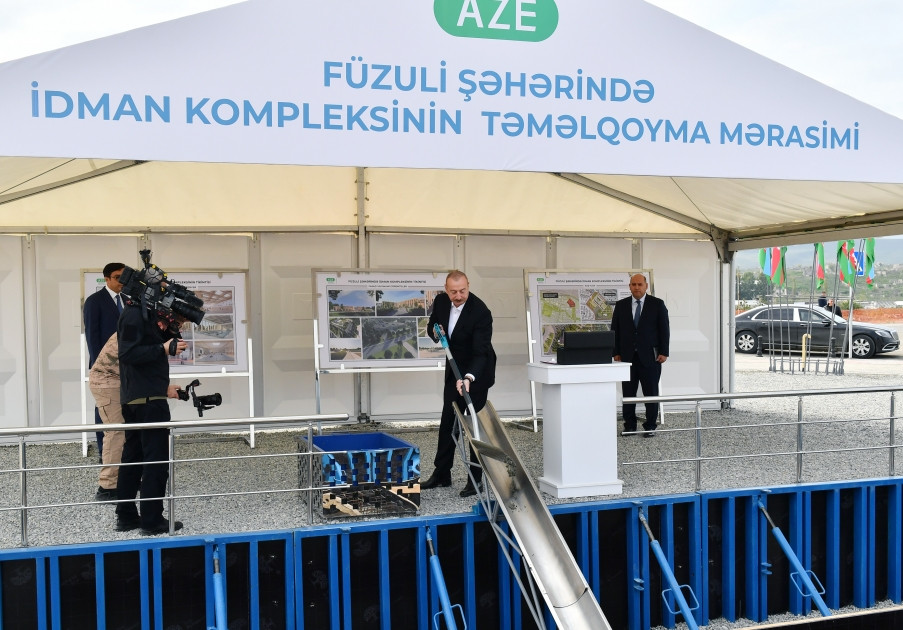 Prezident İlham Əliyev Füzuli şəhərində idman kompleksinin təməlini qoyub<font color='red'> - YENİLƏNİB</font><font color=red> - FOTOLAR</font>