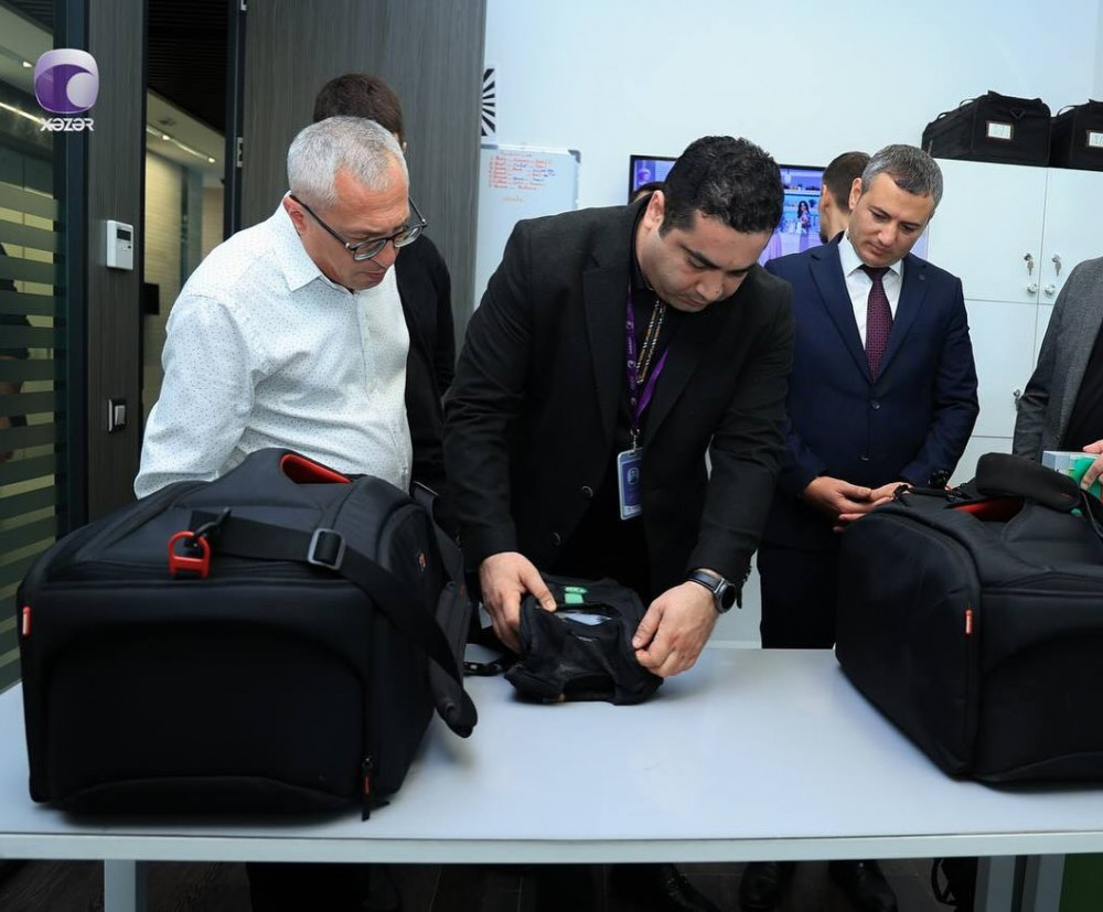 Naxçıvan Televiziyasının texniki istehsalat sahəsinin əməkdaşları təcrübə mübadiləsi üçün Xəzər Media Mərkəzində olub<font color=red> - VİDEO</font>