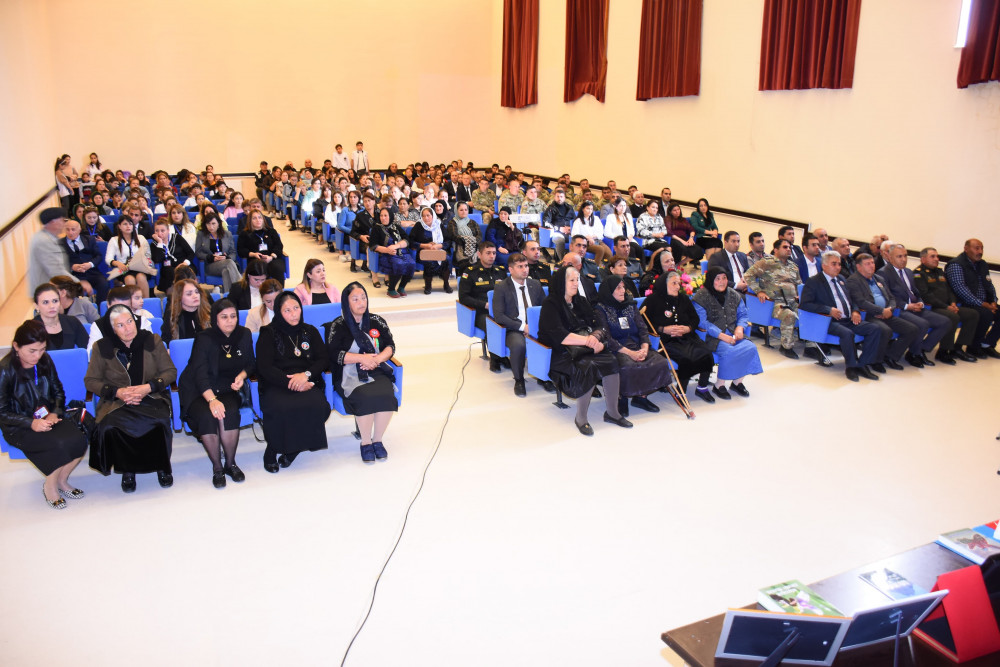 Şəhid Kənan Rzayevin xatirəsinə həsr olunmuş anım tədbiri keçirilib<font color=red> - FOTOLAR</font>