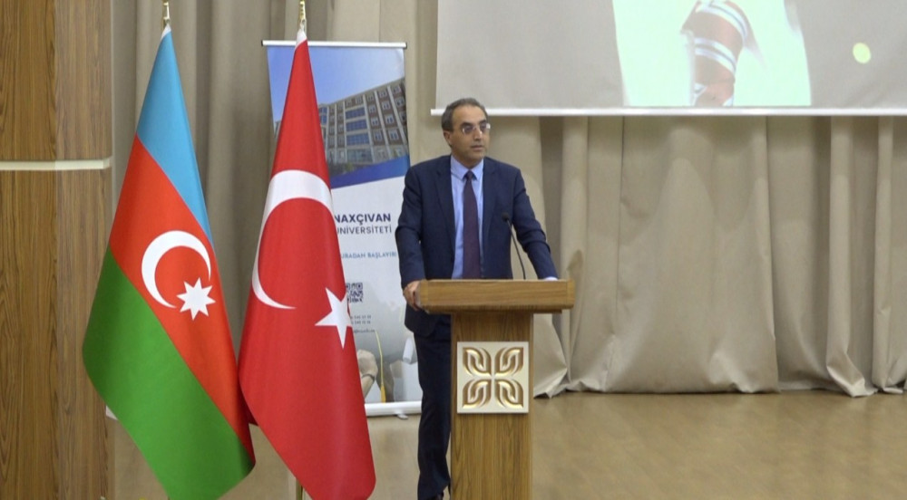 “Naxçıvan” Universitetində Nobel mükafatçısı Əziz Səncərlə onlayn görüş keçirilib<font color=red> - FOTOLAR</font>