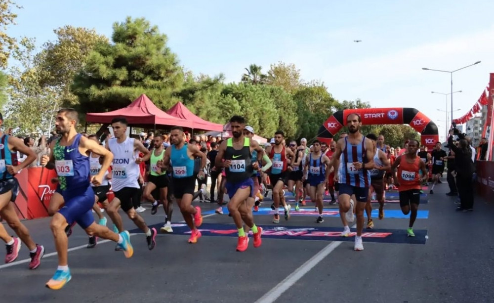 Azərbaycan idmançısı Trabzon marafonunun ilk onluğunda<font color=red> - FOTOLAR</font>