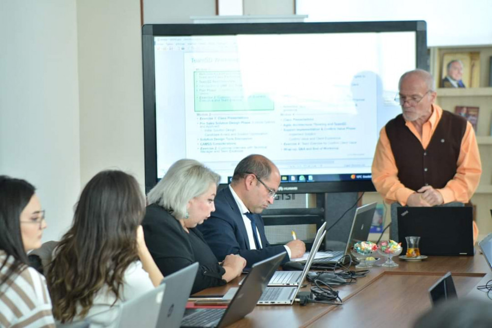 Naxçıvan Dövlət Universitetində IBM institutunun yaradılması istiqamətində təlimlər təşkil edilib <font color=red> - FOTOLAR</font>