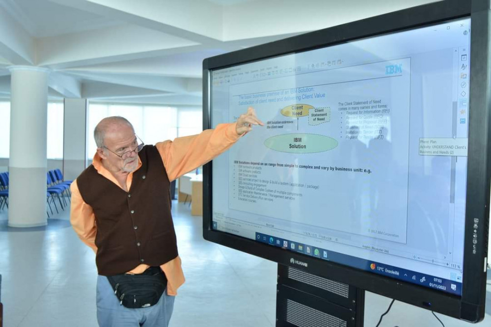 Naxçıvan Dövlət Universitetində IBM institutunun yaradılması istiqamətində təlimlər təşkil edilib <font color=red> - FOTOLAR</font>