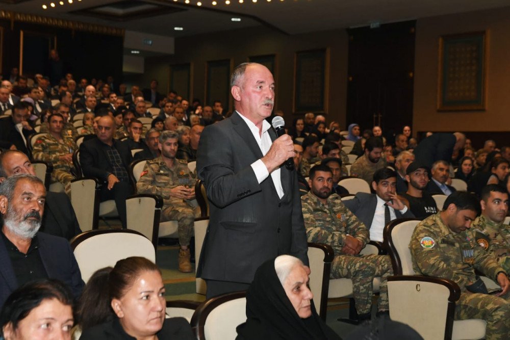 Naxçıvanda şəhid ailələri və qazilərlə görüş olub<font color=red> - FOTOLAR</font>