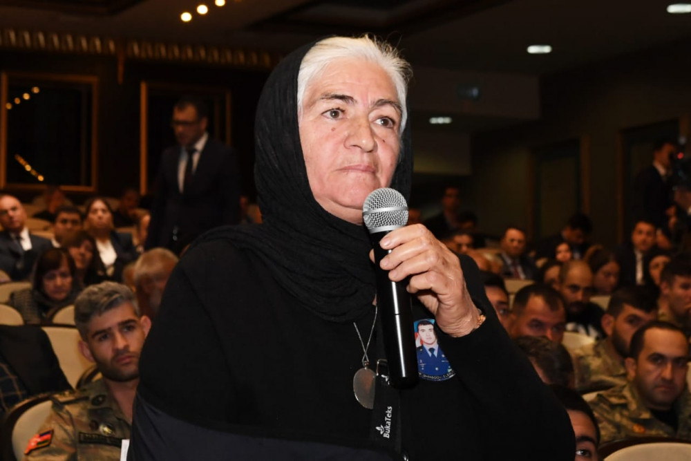 Naxçıvanda şəhid ailələri və qazilərlə görüş olub<font color=red> - FOTOLAR</font>