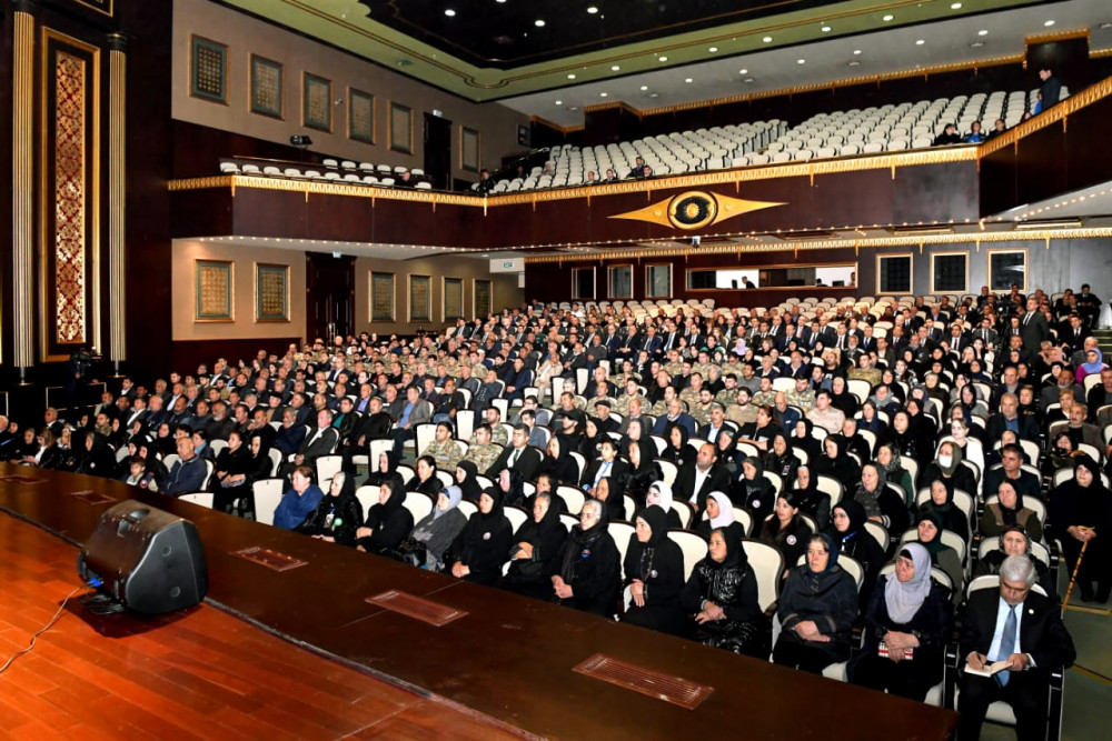 Naxçıvanda şəhid ailələri və qazilərlə görüş olub<font color=red> - FOTOLAR</font>