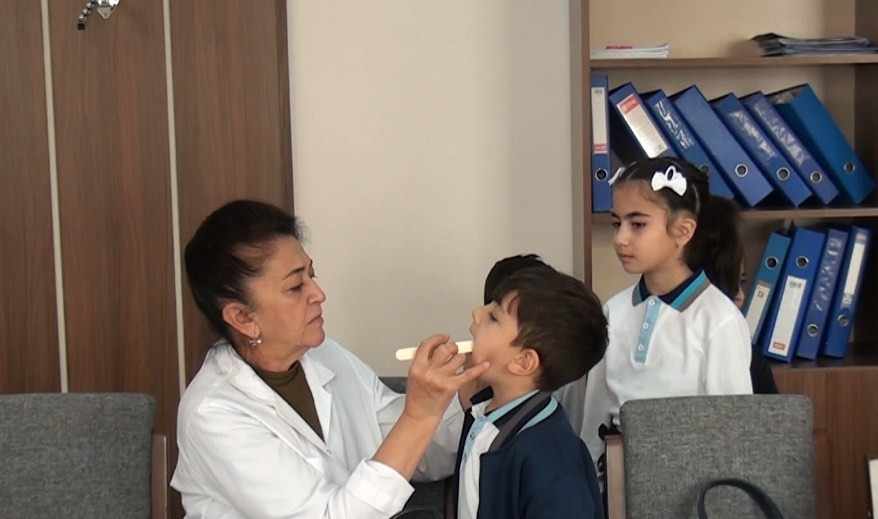 Naxçıvanda uşaqların kütləvi dispanserizasiyasına başlanılıb<font color=red> - FOTOLAR</font>