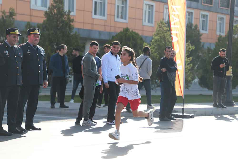 Naxçıvanda Zəfər Günü ilə bağlı kros qaçışı keçirilib<font color='red'> - YENİLƏNİB</font><font color=red> - FOTOLAR</font>