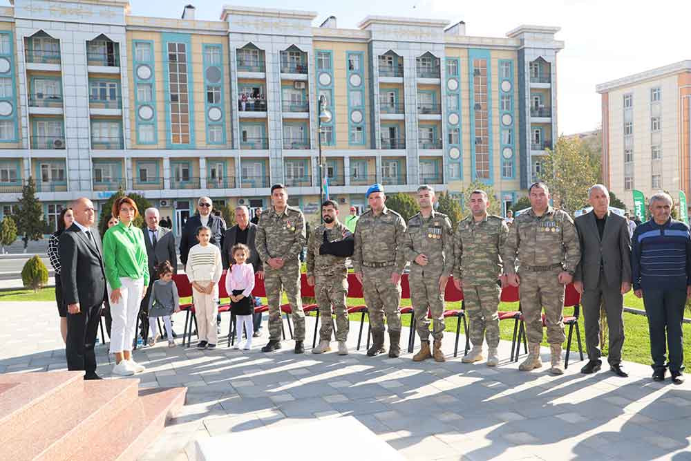 Naxçıvanda Zəfər Günü ilə bağlı kros qaçışı keçirilib<font color='red'> - YENİLƏNİB</font><font color=red> - FOTOLAR</font>