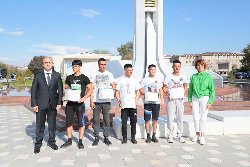 Naxçıvanda Zəfər Günü ilə bağlı kros qaçışı keçirilib<font color='red'> - YENİLƏNİB</font><font color=red> - FOTOLAR</font>
