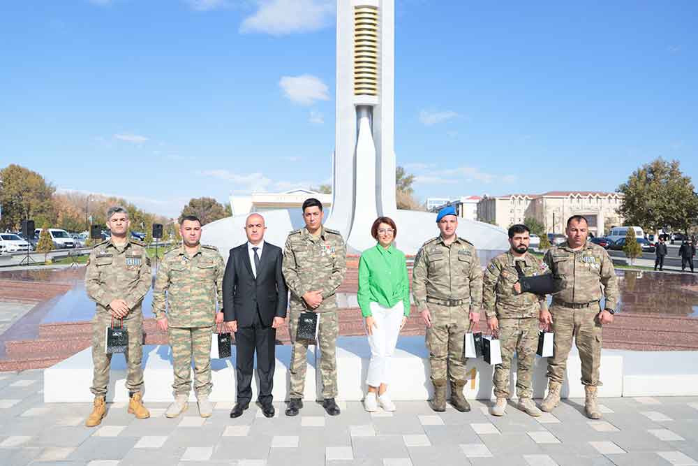 Naxçıvanda Zəfər Günü ilə bağlı kros qaçışı keçirilib<font color='red'> - YENİLƏNİB</font><font color=red> - FOTOLAR</font>