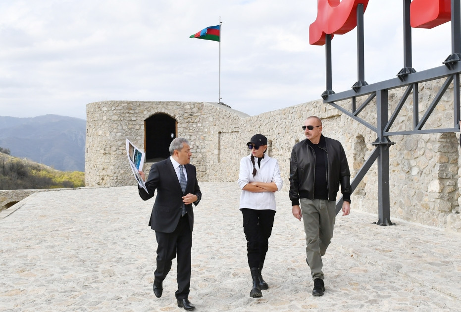 Şuşada Qala divarına və ətraf əraziyə baxış<font color='red'> - YENİLƏNİB</font><font color=red> - FOTOLAR</font>