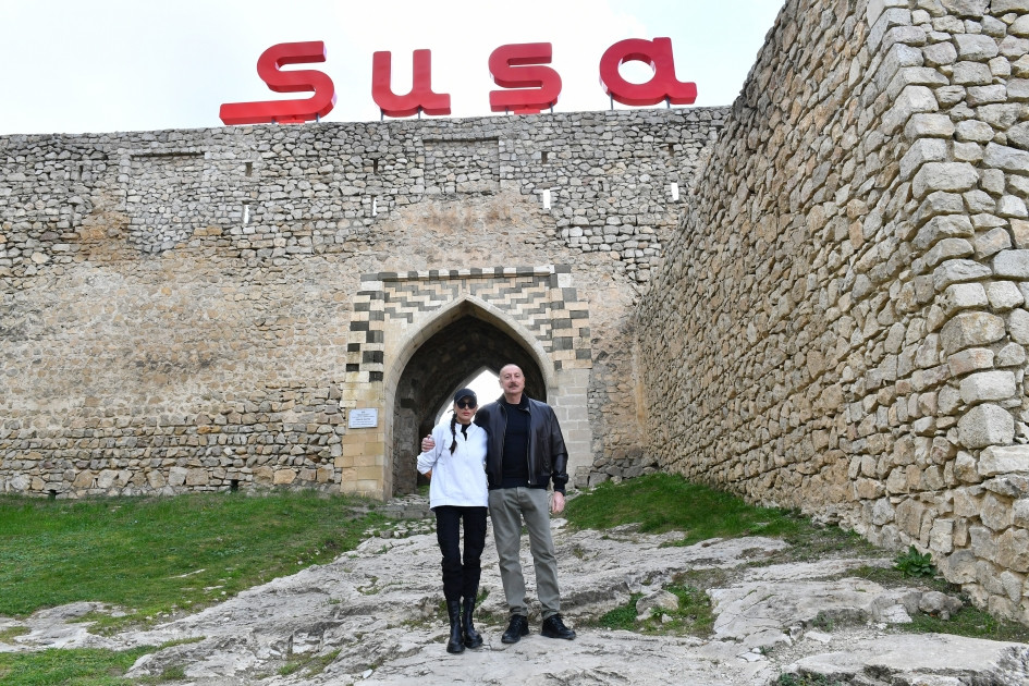 Şuşada Qala divarına və ətraf əraziyə baxış<font color='red'> - YENİLƏNİB</font><font color=red> - FOTOLAR</font>
