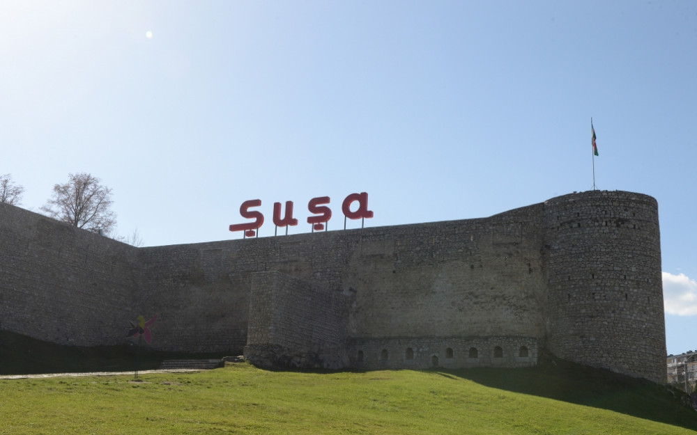 Şuşada Qala divarına və ətraf əraziyə baxış<font color='red'> - YENİLƏNİB</font><font color=red> - FOTOLAR</font>