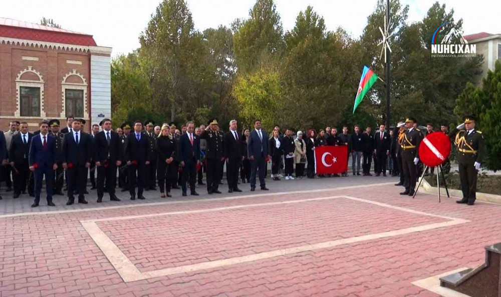 Naxçıvanda Mustafa Kamal Atatürkün xatirəsi anılıb<font color=red> - FOTOLAR</font>