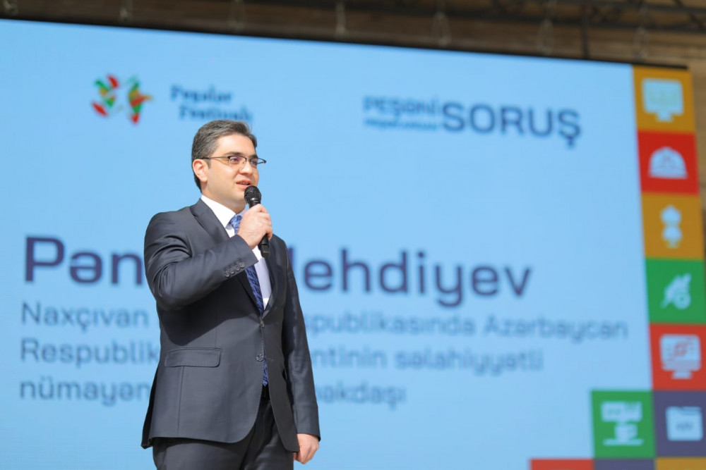 Naxçıvan şəhərində Peşələr Festivalı keçirilir<font color='red'> - YENİLƏNİB</font><font color=red> - FOTOLAR</font>