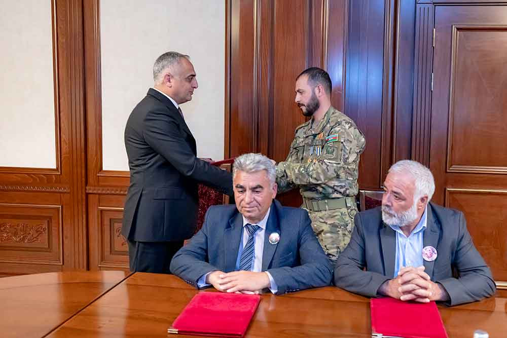 Naxçıvanda şəhid ailələrinə, qazilərə və sağlamlıq imkanları məhdud şəxslərə mənzillər və avtomobillər təqdim olunub<font color='red'> - YENİLƏNİB</font><font color=red> - FOTOLAR</font>