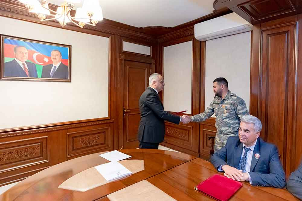 Naxçıvanda şəhid ailələrinə, qazilərə və sağlamlıq imkanları məhdud şəxslərə mənzillər və avtomobillər təqdim olunub<font color='red'> - YENİLƏNİB</font><font color=red> - FOTOLAR</font>