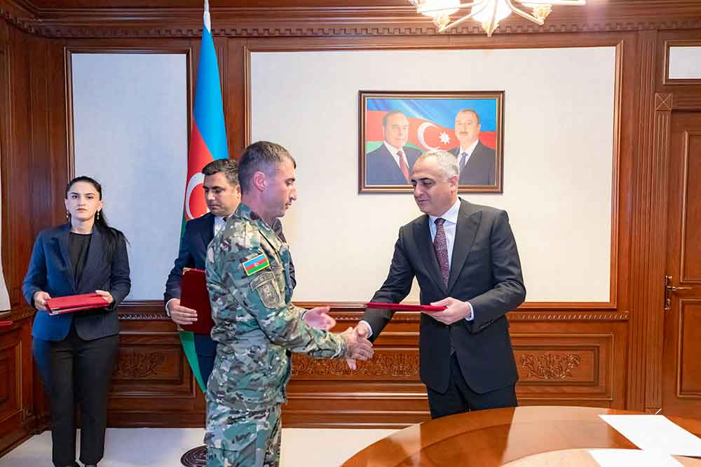 Naxçıvanda şəhid ailələrinə, qazilərə və sağlamlıq imkanları məhdud şəxslərə mənzillər və avtomobillər təqdim olunub<font color='red'> - YENİLƏNİB</font><font color=red> - FOTOLAR</font>