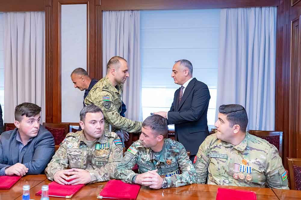 Naxçıvanda şəhid ailələrinə, qazilərə və sağlamlıq imkanları məhdud şəxslərə mənzillər və avtomobillər təqdim olunub<font color='red'> - YENİLƏNİB</font><font color=red> - FOTOLAR</font>