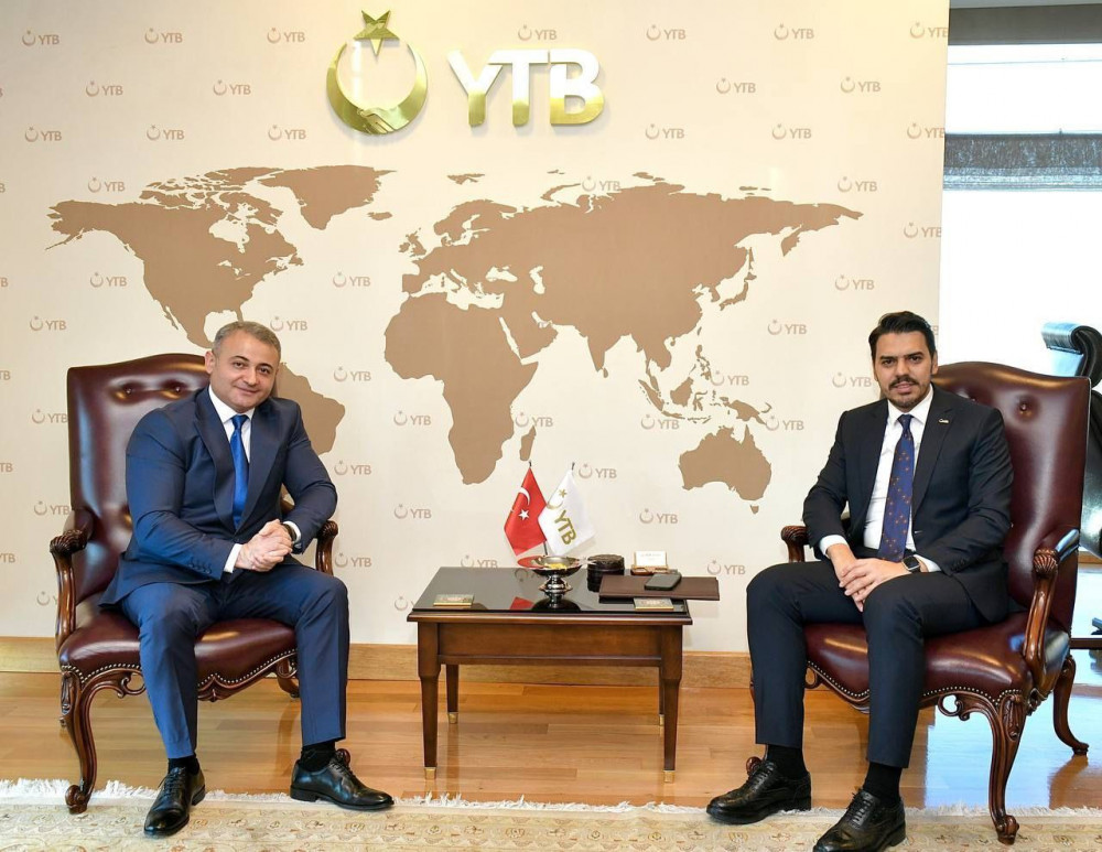 AzTV sədri Rövşən Məmmədov Yurtdışı Türkler ve Akraba Topluluklar Başkanlığı rəhbəri  Abdullah Erenlə görüşüb<font color=red> - FOTOLAR</font>