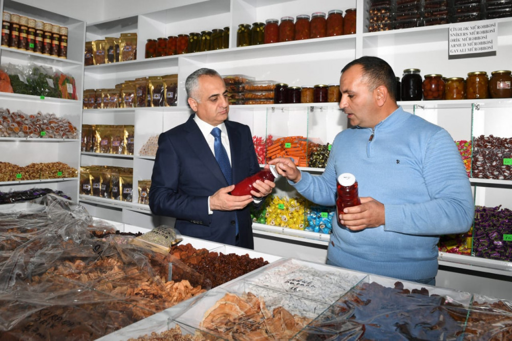 Şərurda “Yaşıl bazar” ticarət kompleksi istifadəyə verilib<font color=red> - FOTOLAR</font>