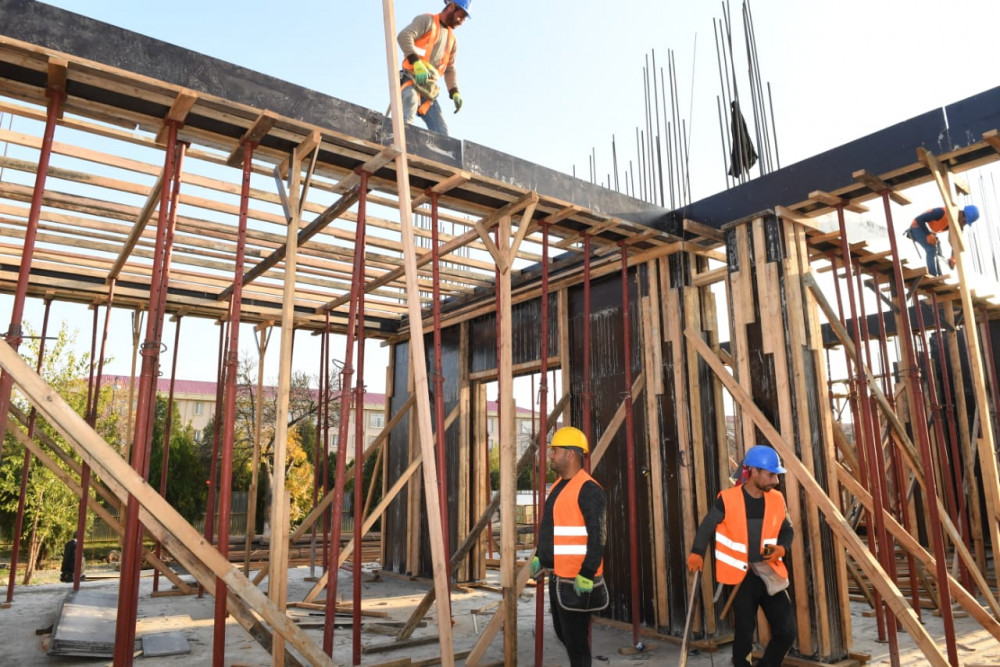 Şərur şəhərində yeni yaşayış kompleksləri salınır<font color=red> - FOTOLAR</font>