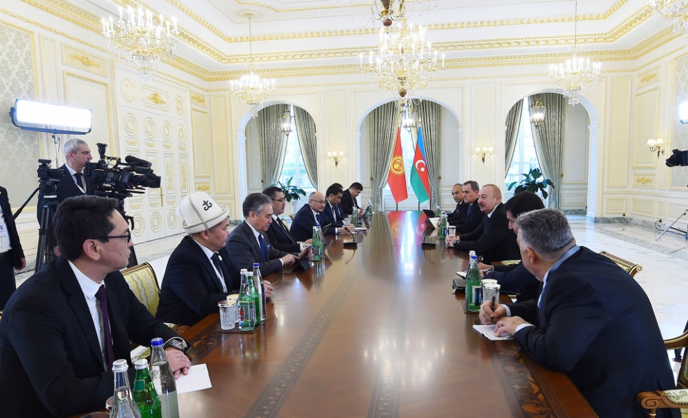 Azərbaycan Prezidenti İlham Əliyev Qırğızıstan Prezidenti Sadır Japarov ilə görüşüb<font color='red'> - YENİLƏNİB</font><font color=red> - FOTOLAR</font>