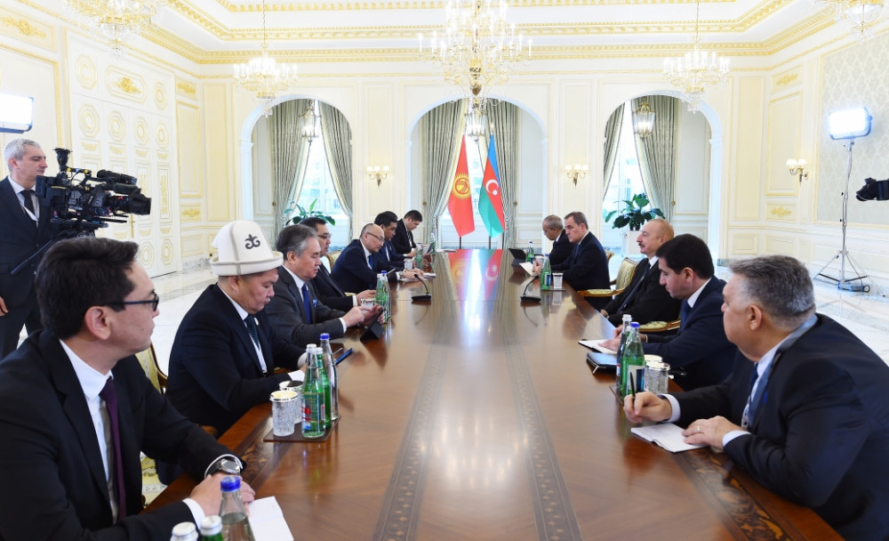 Azərbaycan Prezidenti İlham Əliyev Qırğızıstan Prezidenti Sadır Japarov ilə görüşüb<font color='red'> - YENİLƏNİB</font><font color=red> - FOTOLAR</font>