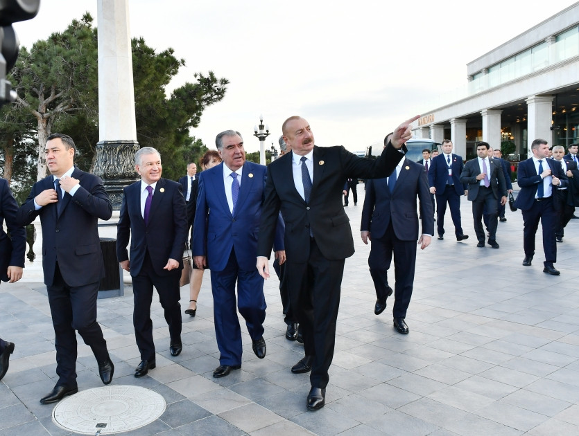 SPECA-nın Zirvə görüşündə iştirak edən dövlət və hökumət başçılarının şərəfinə Prezident İlham Əliyevin adından rəsmi nahar verilib<font color=red> - FOTOLAR</font>
