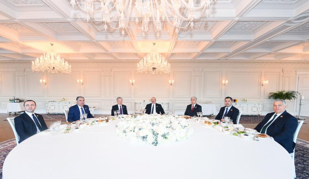 SPECA-nın Zirvə görüşündə iştirak edən dövlət və hökumət başçılarının şərəfinə Prezident İlham Əliyevin adından rəsmi nahar verilib<font color=red> - FOTOLAR</font>