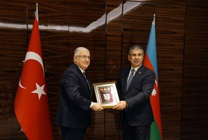 Bakıda Azərbaycan və Türkiyə müdafiə nazirlərinin görüşü keçirilib<font color=red> - FOTOLAR</font>