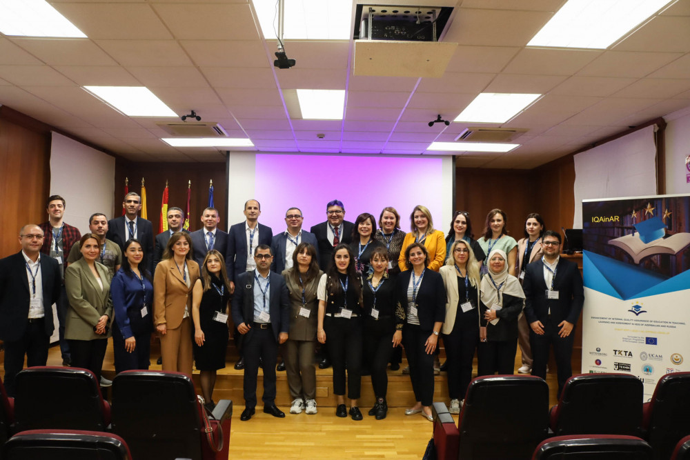 Naxçıvan Dövlət Universitetinin əməkdaşları "Erasmus+" proqramı çərçivəsində İspaniyada keçirilən təlimlərdə iştirak ediblər<font color=red> - FOTOLAR</font>