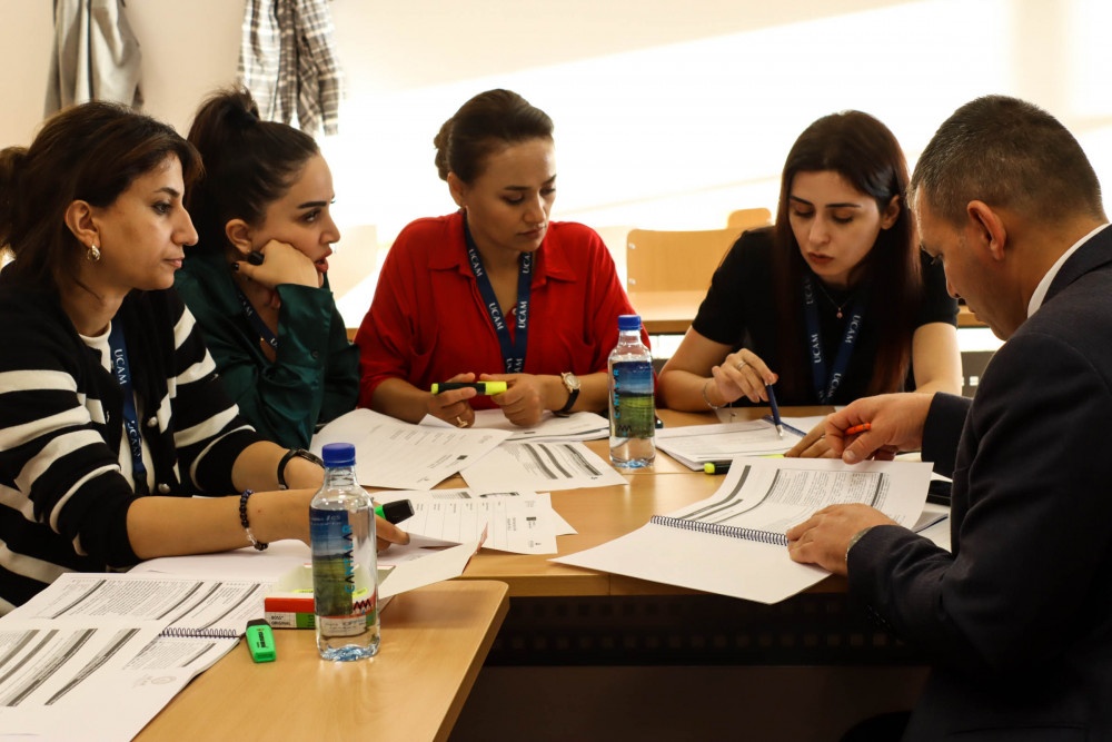 Naxçıvan Dövlət Universitetinin əməkdaşları "Erasmus+" proqramı çərçivəsində İspaniyada keçirilən təlimlərdə iştirak ediblər<font color=red> - FOTOLAR</font>