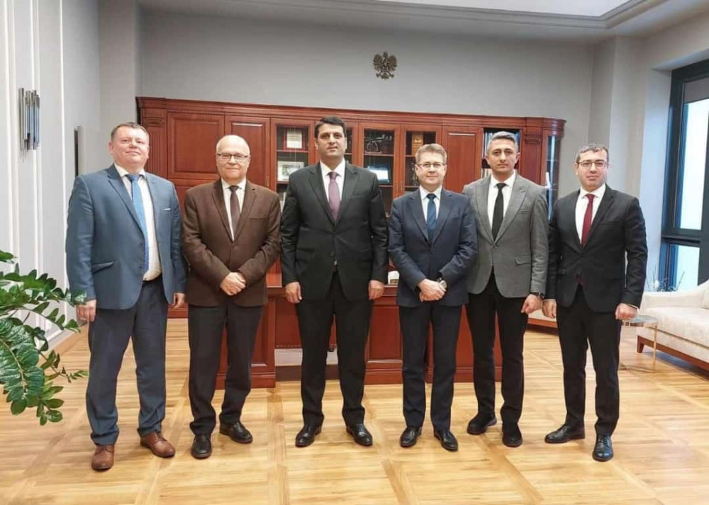 Naxçıvan Dövlət Universiteti ilə Polşanın Jeşuv Universiteti arasında birgə əməkdaşlığa dair memorandum imzalanacaq<font color=red> - FOTOLAR</font>