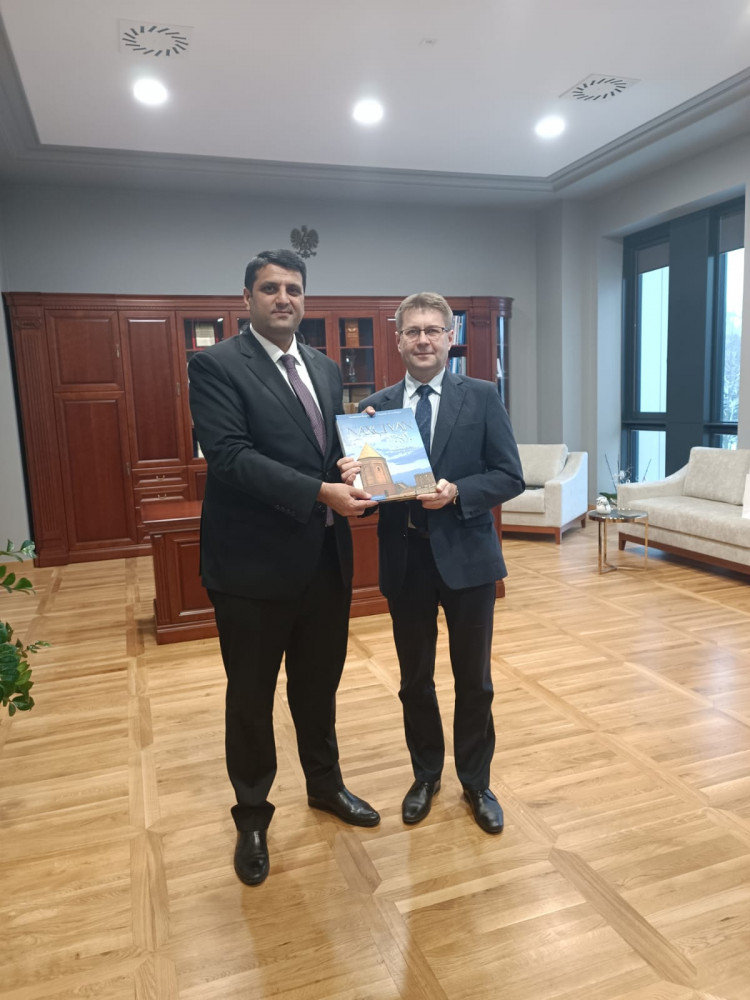 Naxçıvan Dövlət Universiteti ilə Polşanın Jeşuv Universiteti arasında birgə əməkdaşlığa dair memorandum imzalanacaq<font color=red> - FOTOLAR</font>