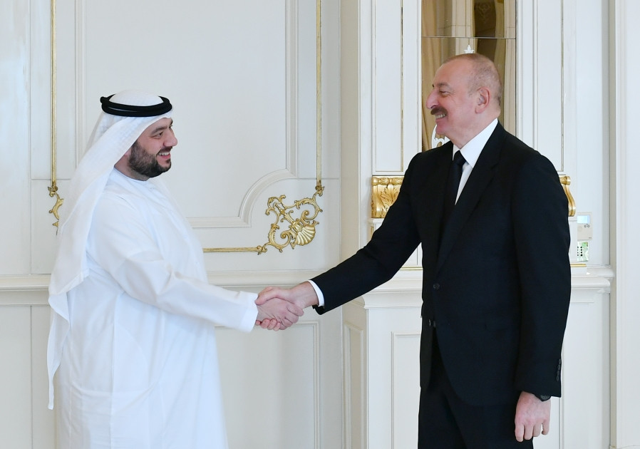 Prezident İlham Əliyev Birləşmiş Ərəb Əmirliklərinin investisiya nazirini qəbul edib<font color=red> - FOTOLAR</font>