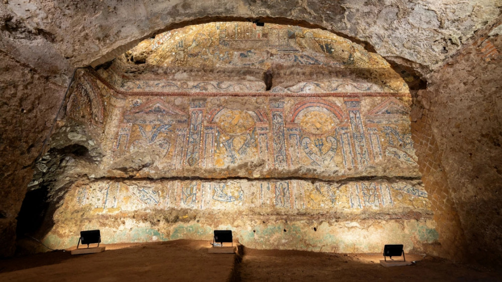 Arxeoloqlar Kolizey yaxınlığında mozaikalı qədim ev tapıblar<font color=red> - FOTOLAR</font>