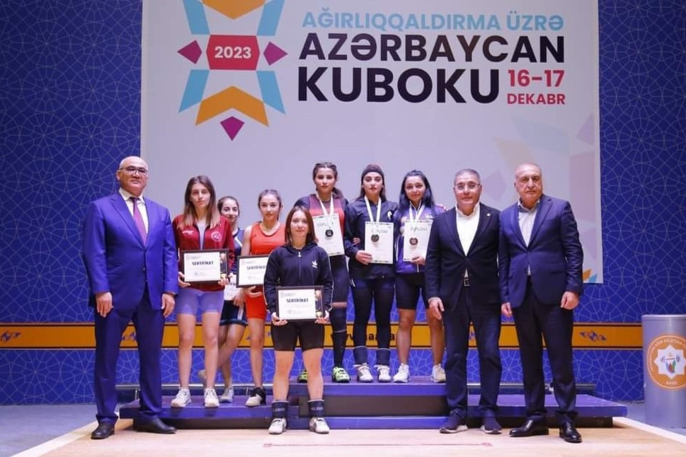 Naxçıvan atleti ölkə ikincisi olub<font color=red> - FOTOLAR</font>