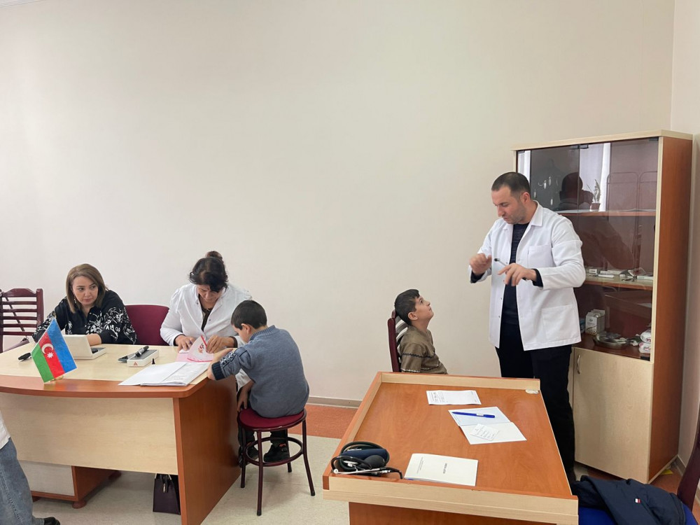Ordubad şəhər internat tam orta məktəbində humanitar tibbi aksiya keçirilib<font color=red> - FOTOLAR</font>