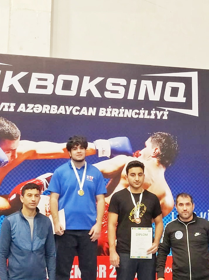 Naxçıvandan üç kikboksçu ölkə birinciliyinin mükafatçısı olub<font color=red> - FOTOLAR</font>