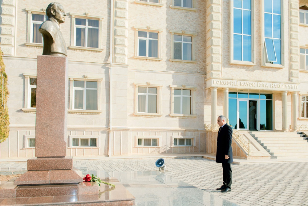 Səlahiyyətli nümayəndə Kəngərlidə vətəndaşları qəbul edib<font color=red> - FOTOLAR</font>