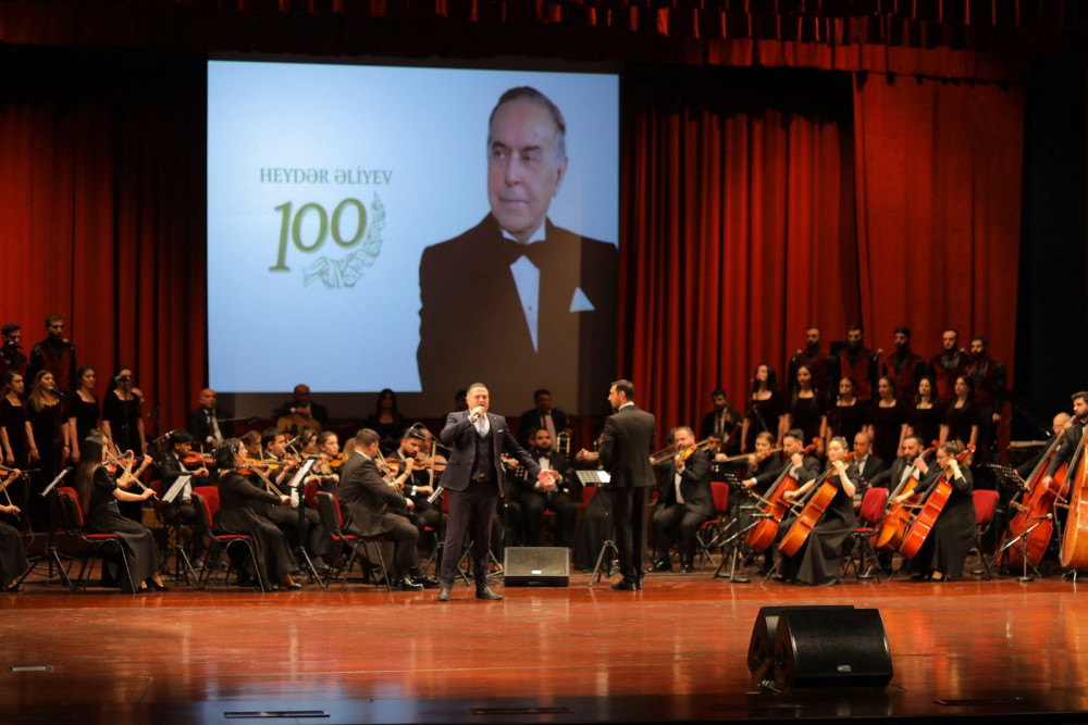 Azərbaycan FHN Naxçıvan şəhərində  “Heydər Əliyev İli”nə həsr olunan tədbir keçirib<font color=red> - FOTOLAR</font>