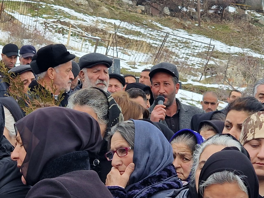 Şahbuzda  şəhid leytenant Mərhəmət Həmzəyevin xatirəsi yad olunub<font color=red> - FOTOLAR</font>
